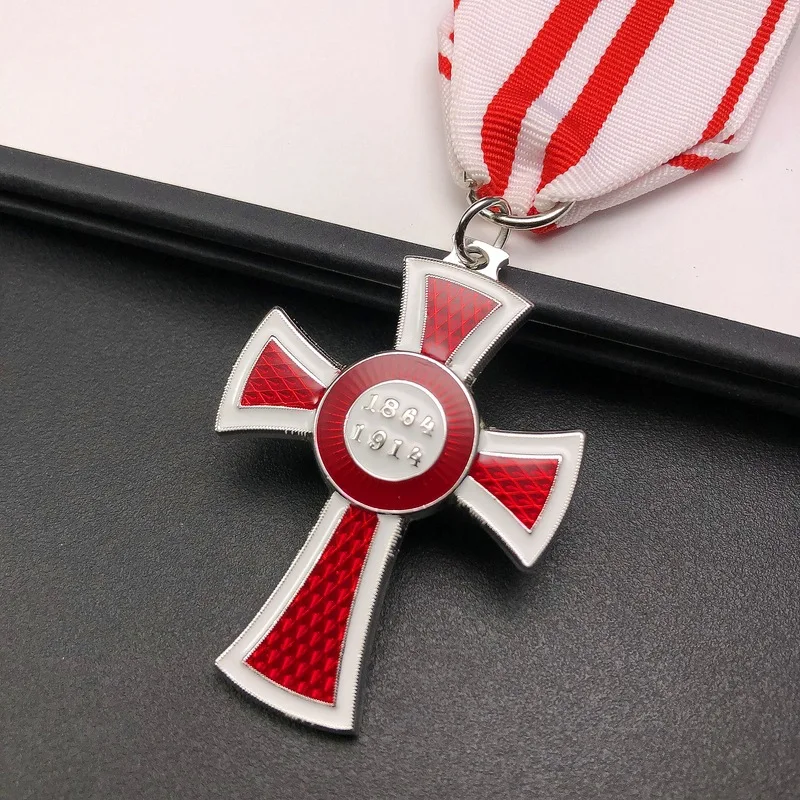 Wholesale of Austro Hungarian Red Cross emblem pendants and accessories, German medal bestsellers - view 2