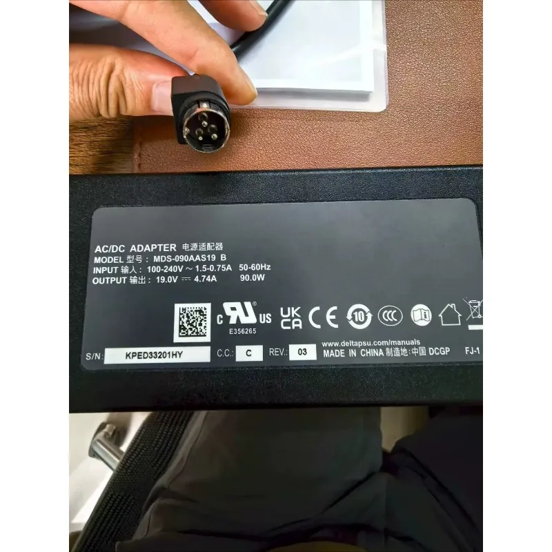 Open instrument color ultrasound power adapter cable 3 pins 19 volts 4.74A -090AAS19B