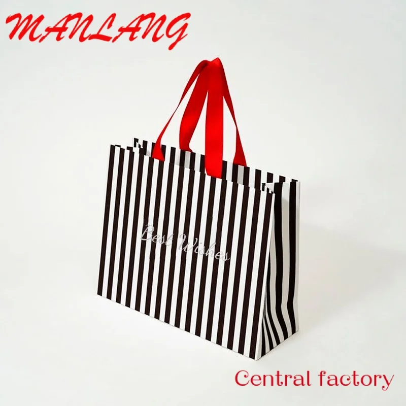 Custom  Eco-Friendly Custom Printing Gift Paper Bags With Your Own Logo