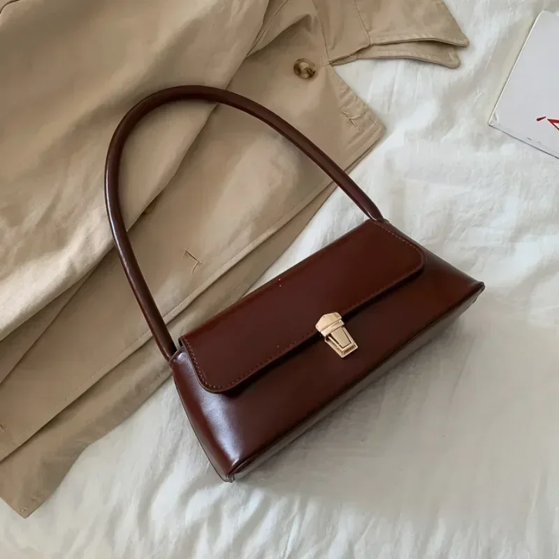 Fashionable Women Crossbody Bags Luxury Shoulder Handbag Elegant Solid Color Purse for Ladies Casual Outfit Accessories