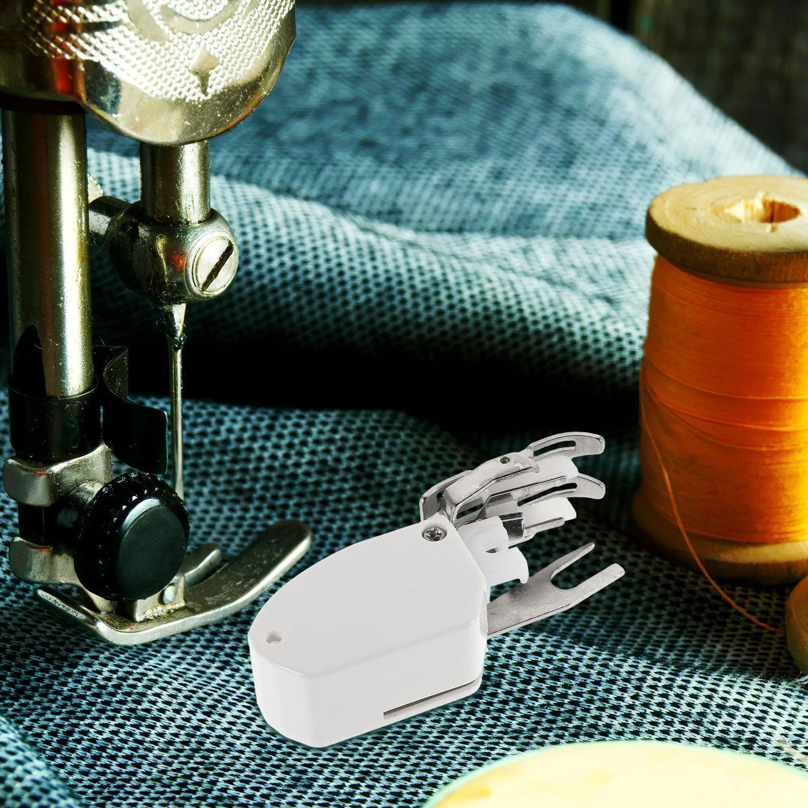 

Thick Fabric Pleating Presser Foot Metal Constructed Guide Bar Home Sewing Machines Rolled Hemmer Edge Folding Foot