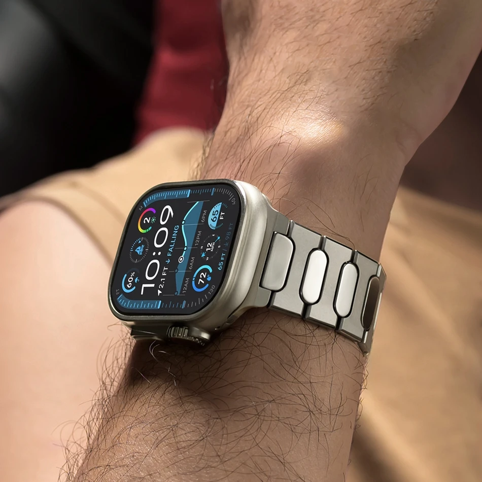 Tytanowy pasek do zegarka Apple Watch Ultra 3/2/1 49mm Series 11 10 46/45/44/42mm SE 9 8 7 6 5 4 z zabezpieczonym magnetycznym zapięciem. — zdjęcie produktu 2