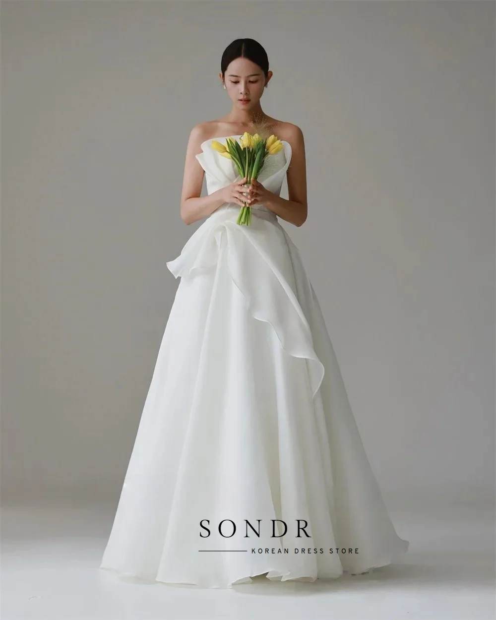 Sondr 2026 New Strapless Silk Organza A Line Wedding Dresses Korean Photo shoot Pleats Floor Length Bridal Gowns Corset Back