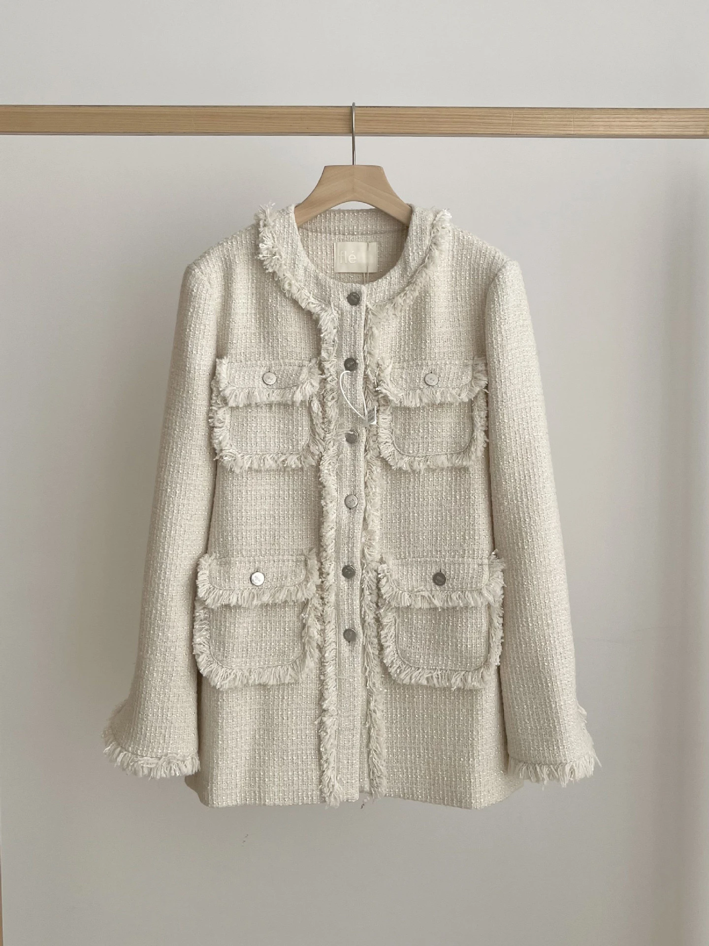 سترة PREON الربيعية الفاخرة الجديدة ذات الطراز الرائحة الأنيقة ذات القطع المستقيمة والأكمام الطويلة السميكة وياقة دائرية وأزرار