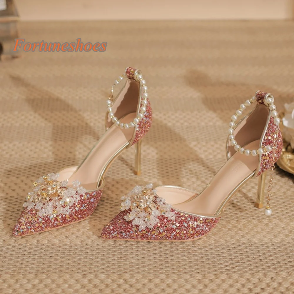 Zapatos de tacón con hebilla de cinturón de una palabra, sandalias huecas con punta estrecha y cadena ostentosa con diamantes de imitación y flores, moda de boda, sandalias más nuevas 2025