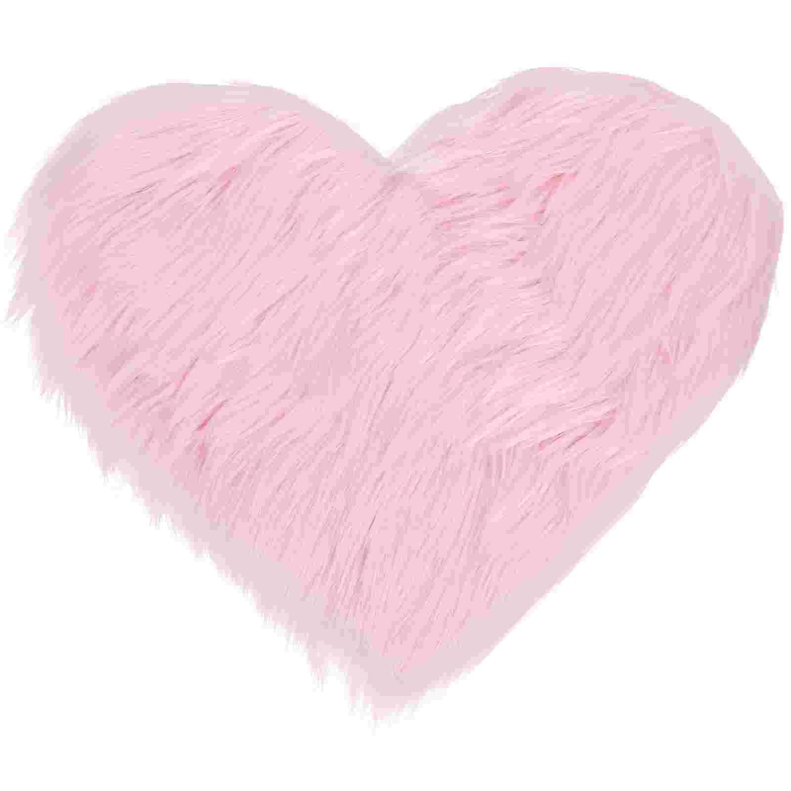 Imitation Wool Carpet Hallway Mat Faux Fur Rug Floor Easy to Use Heart Acrylic and Polyester Decorative