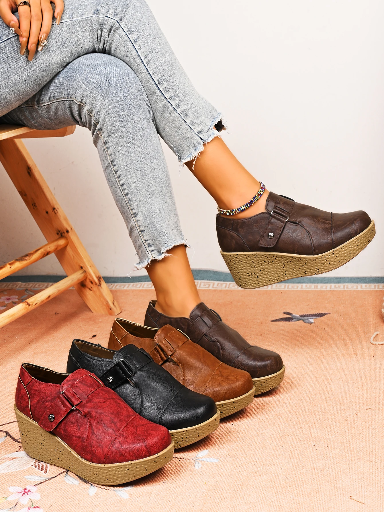 

New Spring and Autumn Casual Fashion Sponge Cake Thick Bottom Height Increasing Slope Heel Velcro Women's Oxford shoes