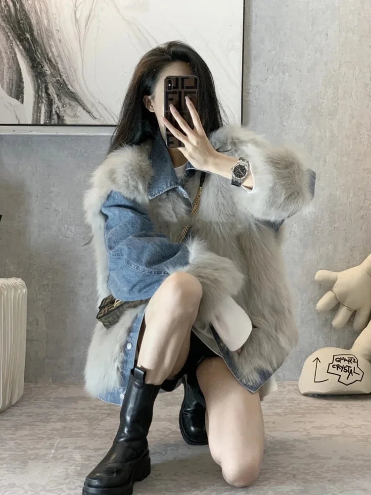 Faux Fox Fur Patchwork Blue Denim Jacket for Women Winter Fashion Feather Thick Coat Parka Chic Warm Bomber Jacket Windbreaker