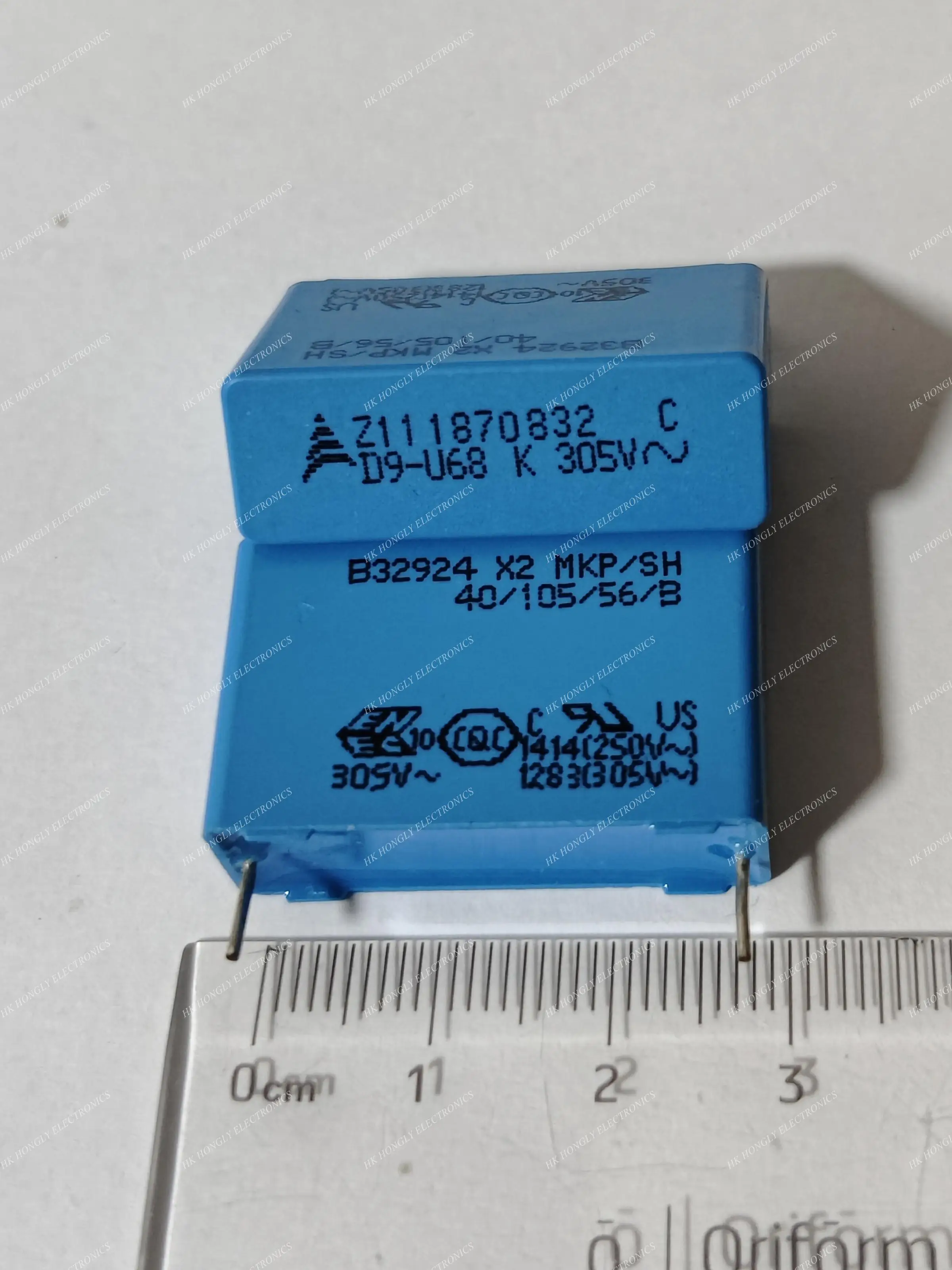 2PCS B32924 X2 MKP/SH C U68 1U K=10% M=20% 305V 0.68UF 1UF 684 105 P=27.5mm  FILM CAPACITOR