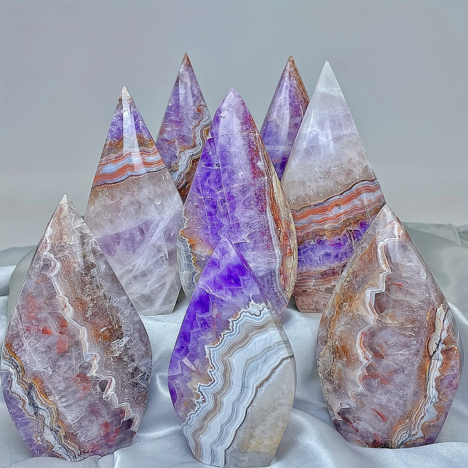 Natural Amethyst Agate Crystal Decoration, Suitable for Spiritual Cultivation, Home Decoration, Is An Ideal Choice for Gifts