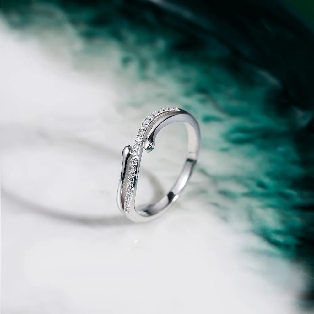 Trumium Wholesale S925 Sterling Silver Rings for Women Geometric Asymmetric Finger Ring Guardian Wings Fashion Jewelry