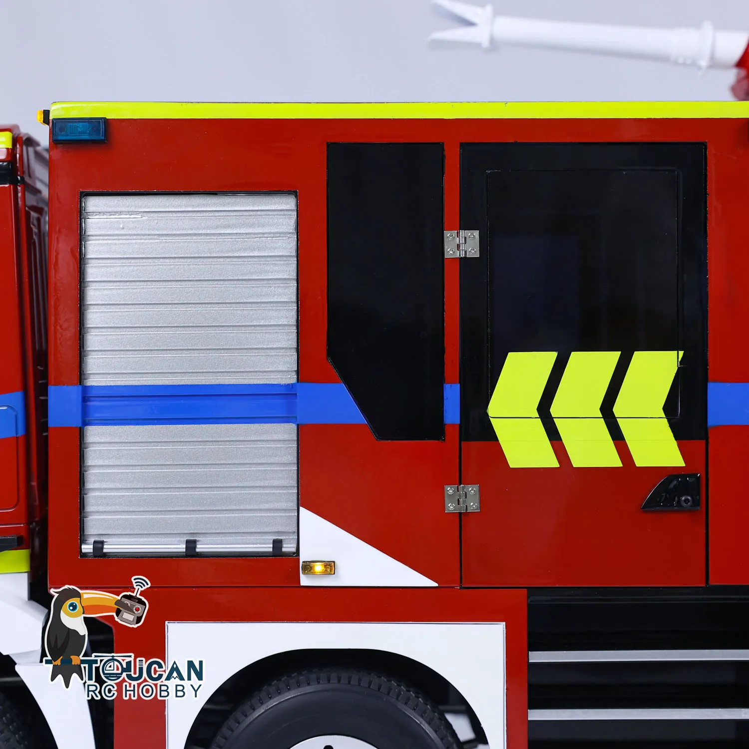

1/14 New RC Fire Truck 8x4 RTR Remoted Fire Sprinkler Toucan Assembled Vehicles Model Sound Light Outdoor Toys for Boys Gift