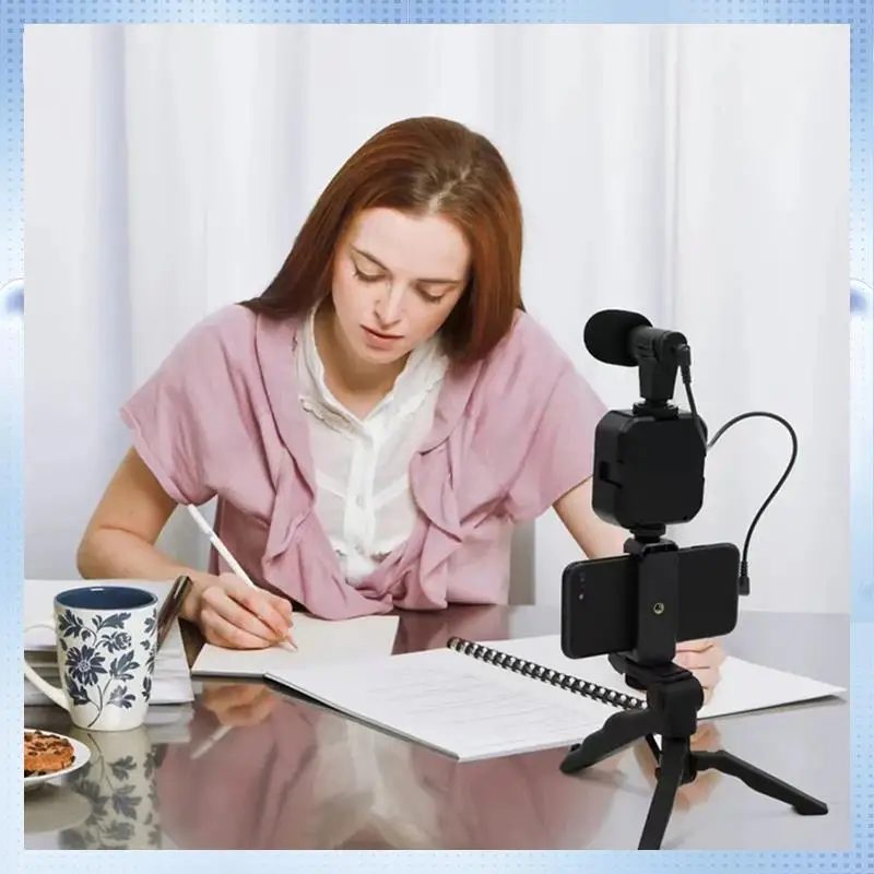 L07A-All-In-One Video Blogger Kit Handheld SLR Conference Beauty Light Fortiktok Live Stream Youtube