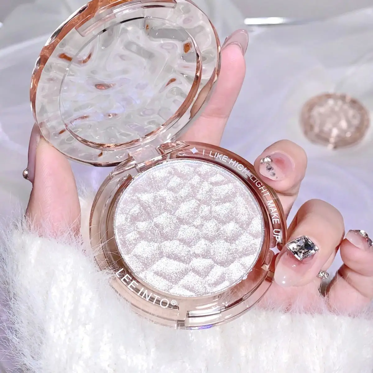 High-gloss Powder, Glitter, Highlighter and Contour Palette; Natural-finish Non-flying Powder for Young Girls; to Powder Make-up