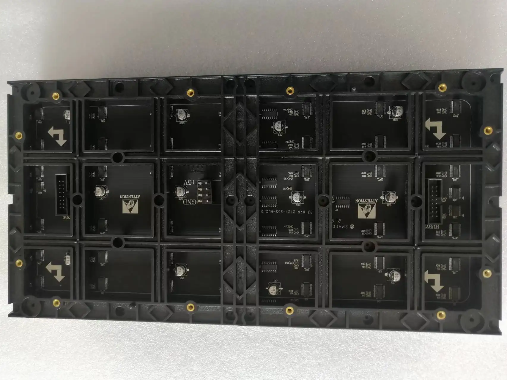 P2.8mm 3,076x320mm Innen-LED-Modul 160x52Pixel HD-Display Vollfarb-Panel-Werbe bildschirm