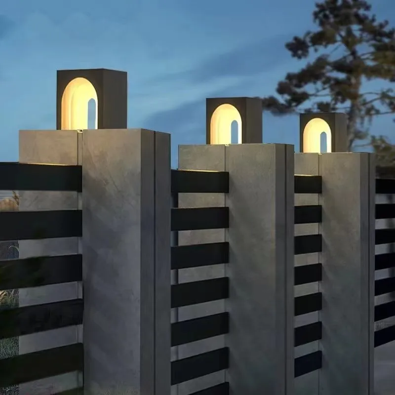 

Modern Design Outdoor Solar Fence Post Lights Waterproof Landscape Lighting for Courtyard Entrance and Country Gate Posts