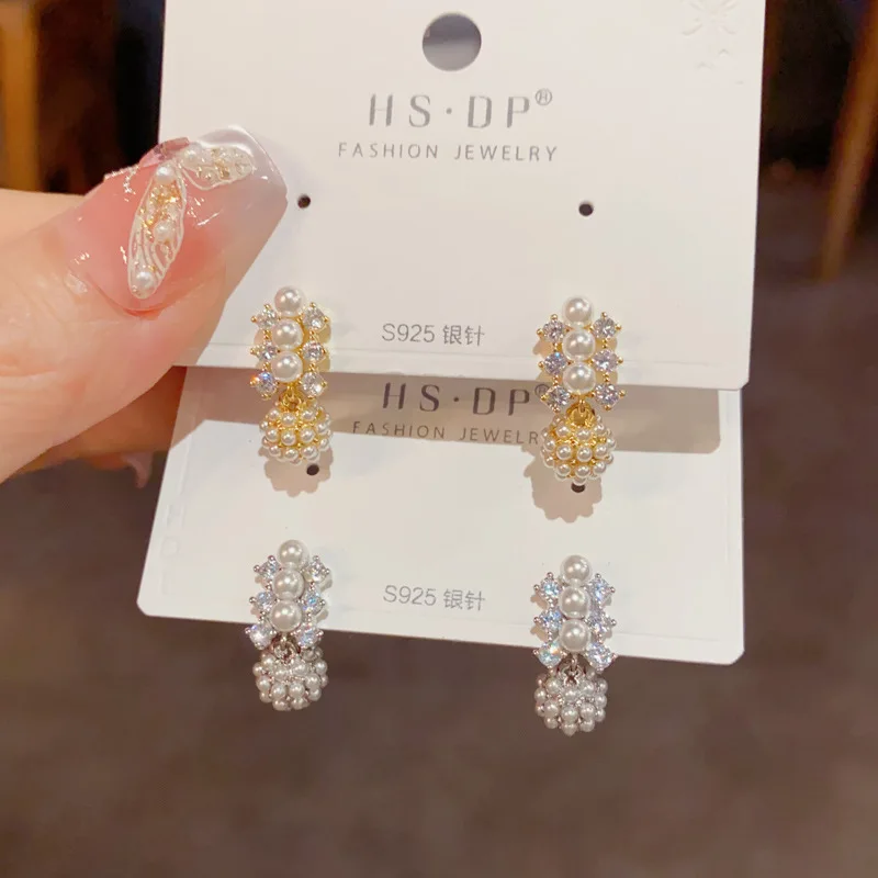 

Summer New Fashionable Versatile Zircon-encrusted Pearl Ball Stud Earrings Simple Small and Elegant Party Gathering Jewelry