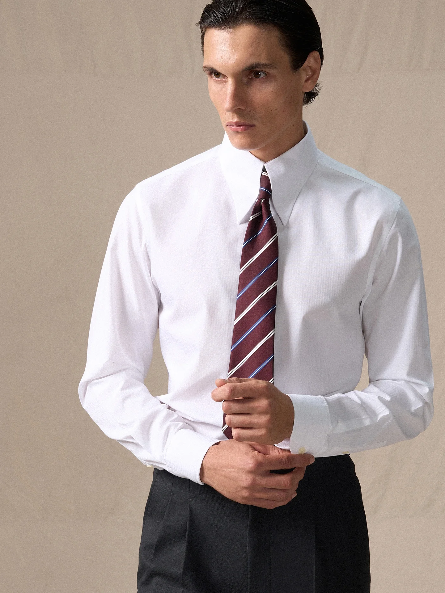 

Cultum Men's Pure Cotton Shirt Long Sleeve Sharp Collar Business Formal Anti-Wrinkle Iron-Free Cotton Business Shirt