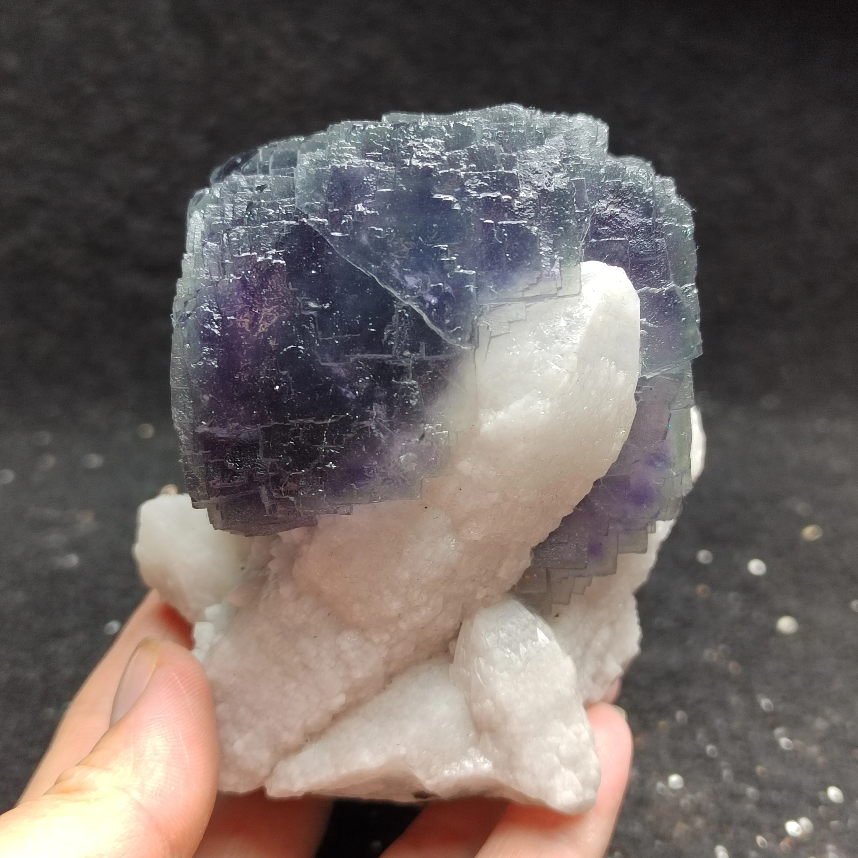 727.6gRare purple blue ladder fluorite and crystal columnar paragenetic mineral specimen quartz gem stone furniture decoration