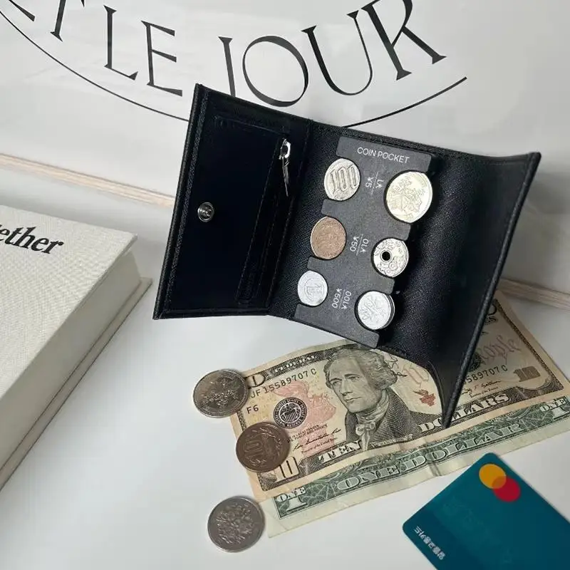Einfache dreifach gefaltete Geldbörse aus PU-Leder, multifunktionale kurze Geldbörse, Münzfach, Mini-Tasche, Kartenhalter für den täglichen Gebrauch, Geschäftsreisen und Reisen. – Detail 3