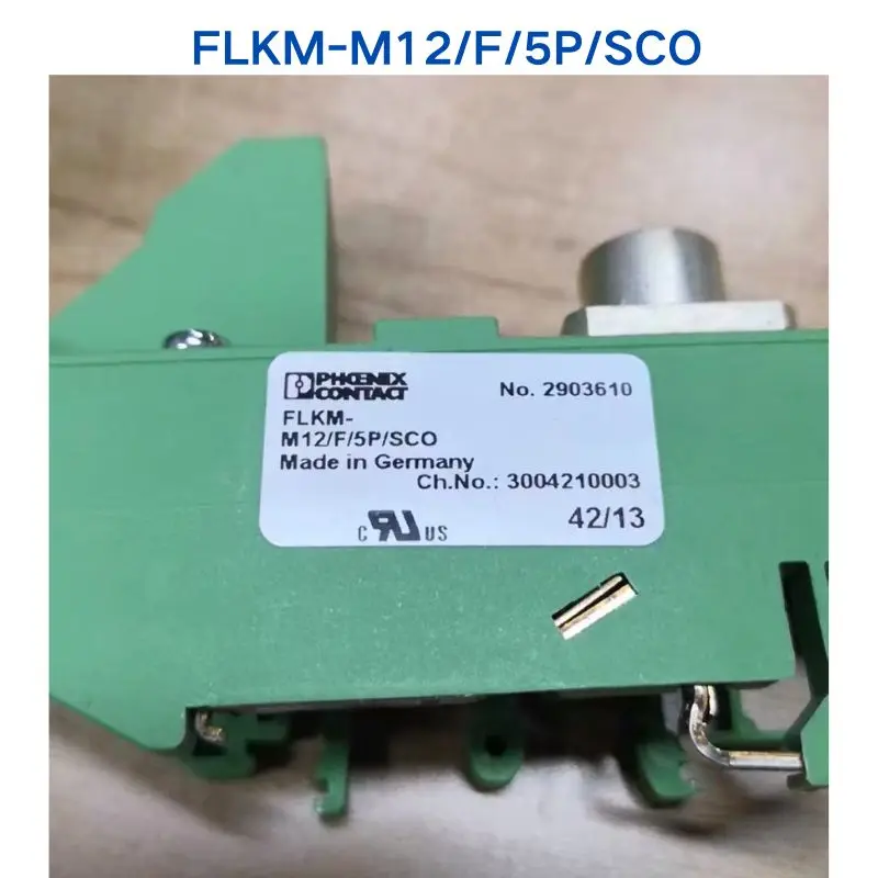 Second-hand test OK for PHOENIX modular FLKM-M12/F/5P/SCO  2903610 1 piece