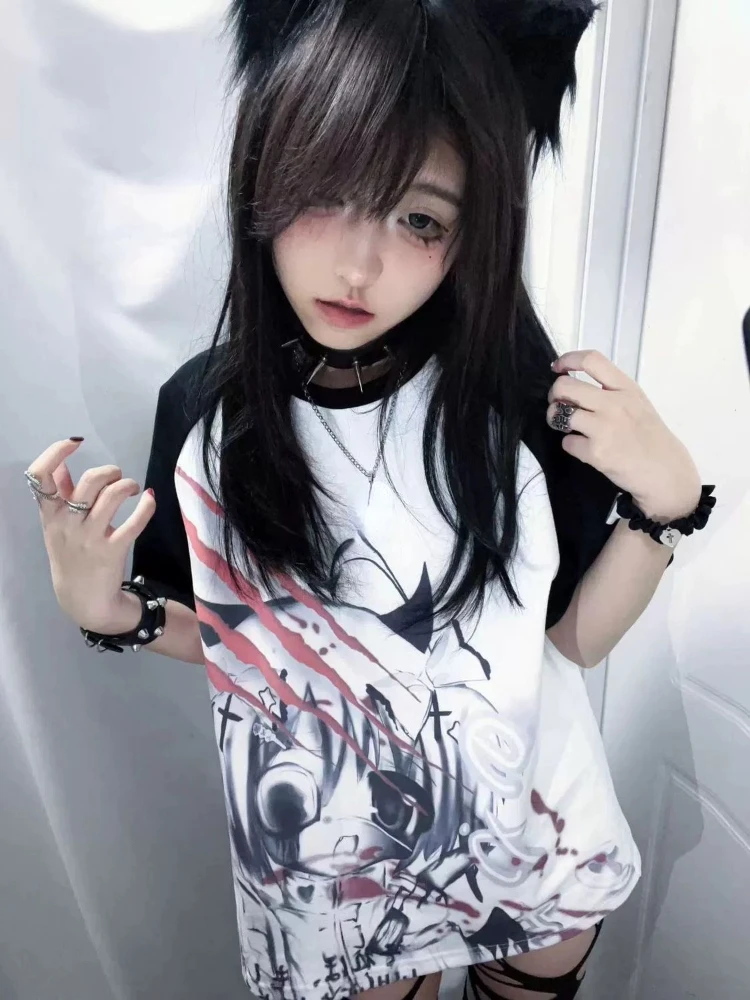 Y2k estetica Casual T-shirt donna gotica Anime Cartoon Print magliette grafiche allentate 2024 fata giapponese Harajuku Grunge top