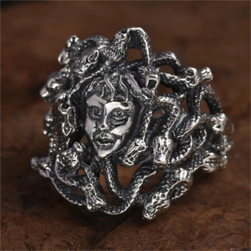 Simple, Unique and Versatile Ancient Greek Mythology Medusa Ring for Men and Women, Colorful Gothic Snake-haired Gorgon Ring