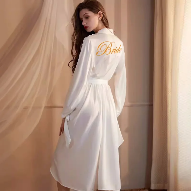 Real Silk Wedding Party Sister Team Bride Robe With Gold Letters Kimono Silk Pajamas Bridesmaid Bathrobe Mother Shower Sleepwear