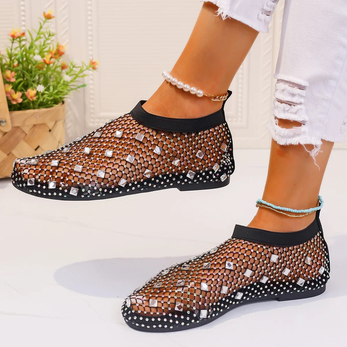 

2024 Big Plus Size New Popular Flat Color Rhinestone Fishnet Stockings Flat Women European and American Hot Slip-on Sandals