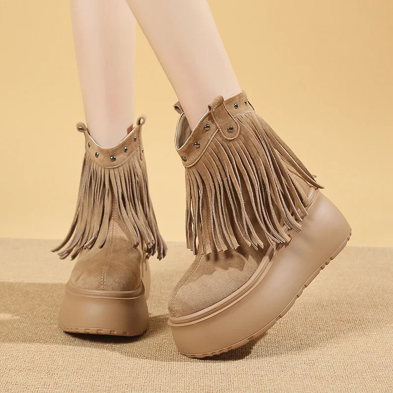 

Осенне-зимние новые стильные модные женские ботинки на высоком каблуке, однотонные женские ботинки «Челси» с острым носком и кисточками на квадратном каблуке