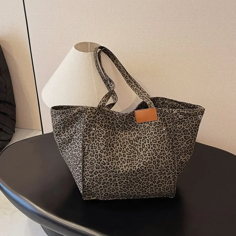 

High-End Trendy Simple Diaper Bags For Women Chic Designer Shoulder Bag Large Capacity Leather Commuter Bag Vintage Elegant