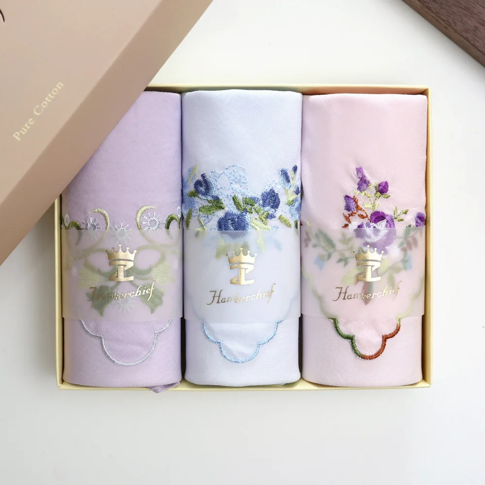 Confezione regalo squisita Fazzoletto da donna Asciugamano quadrato con fiori ricamati in puro cotone per ragazze Matrimonio floreale sottile antico