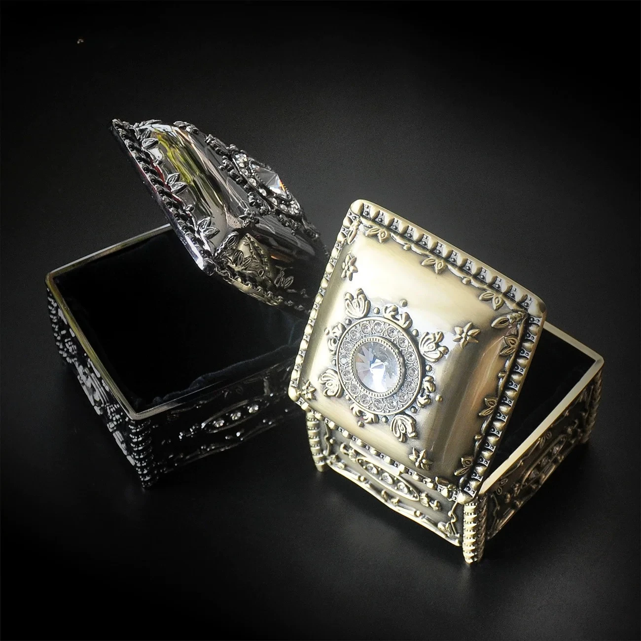 Vintage European Style Princess Jewelry Box, Retro Trinket Organizer for Necklace Rings Earrings, Home Decor Gift for Women