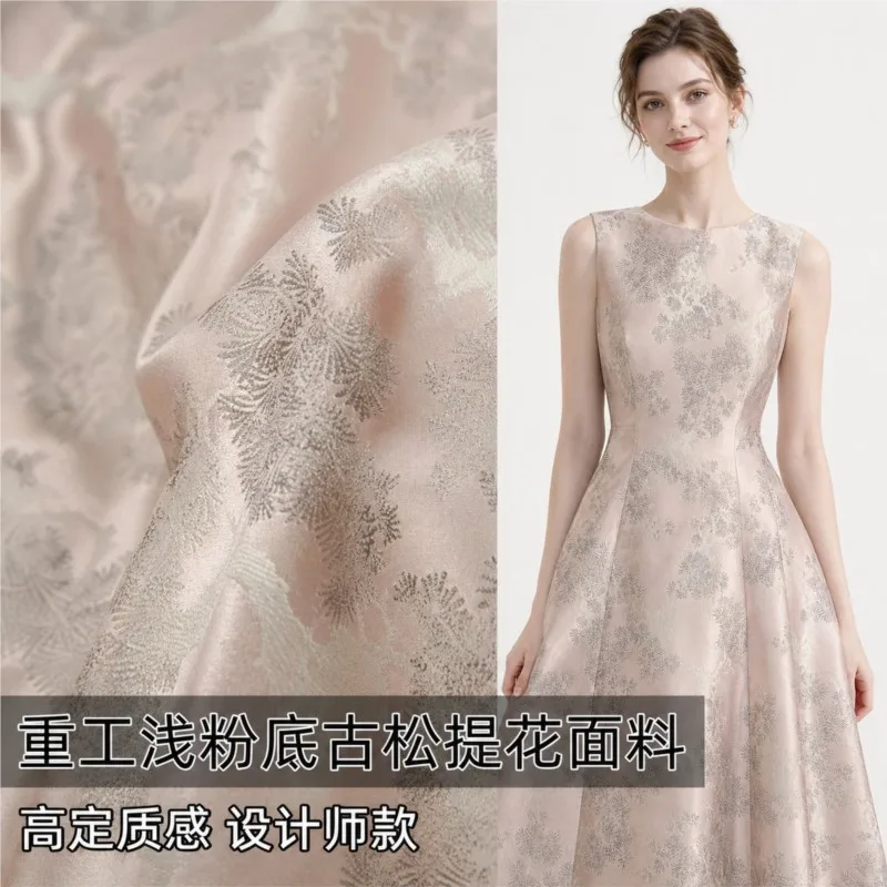 High-end custom-made new Chinese-style heavy industry light foundation ancient pine relief jacquard fabric Hanfu designer