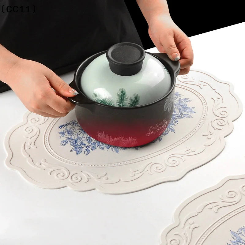 Silicone Carved Dining Mat Retro Pattern Table Mat Floral Placemat For Dining Table Kitchen Coffee Pad  Mats Waterproof〔CC11〕
