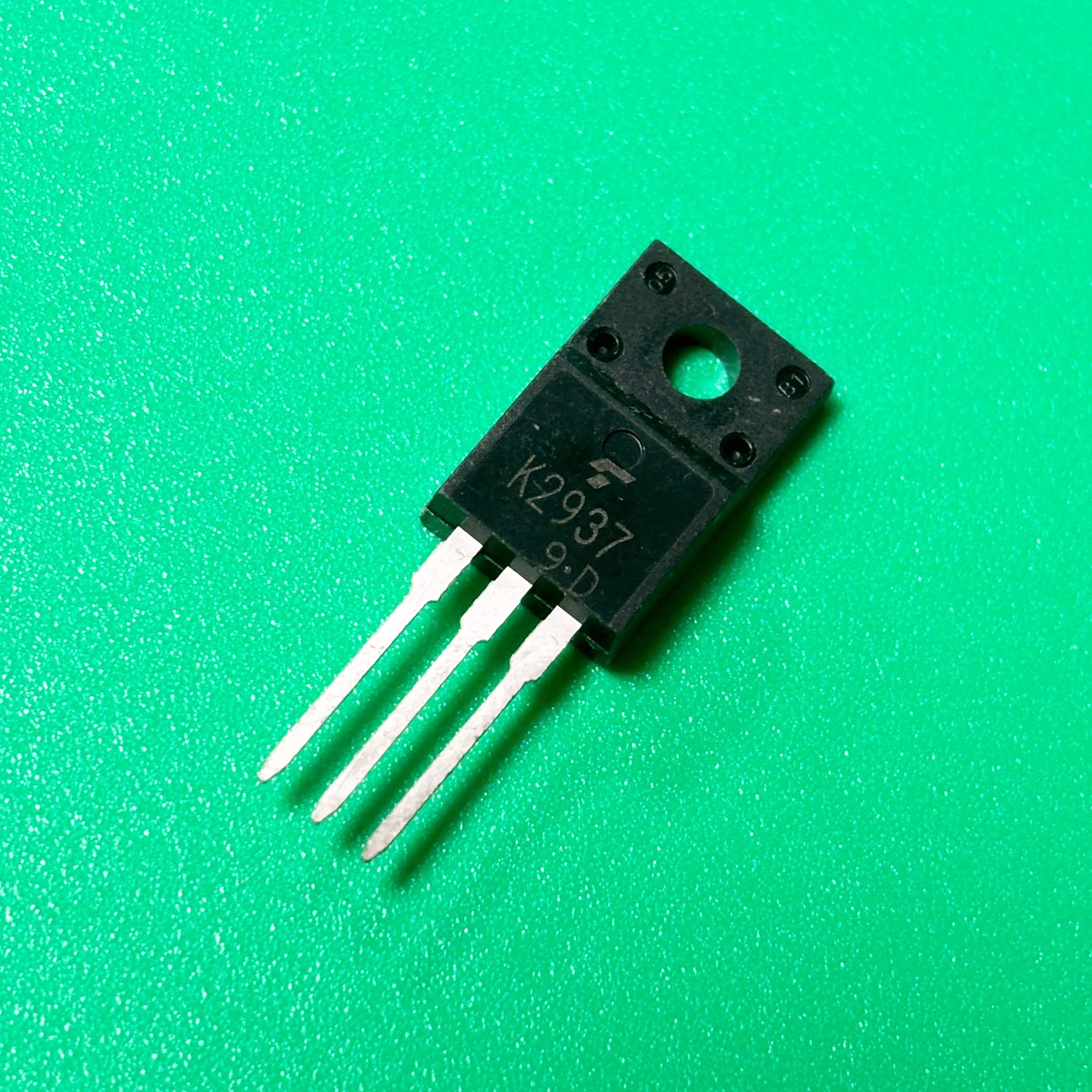 2SK2937 – Najlepszy MOSFET N-kanalowy do zastosowań przemysłowych i elektroniki niskiego napięcia