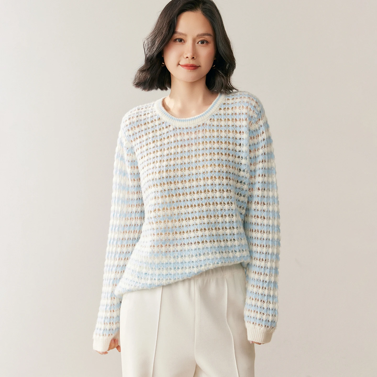 New Spring Collection 100% Cashmere Knitted Sweater Women's Round Neck Pullover Fashion Threaded Stripe Contrast Versatile Tops.
