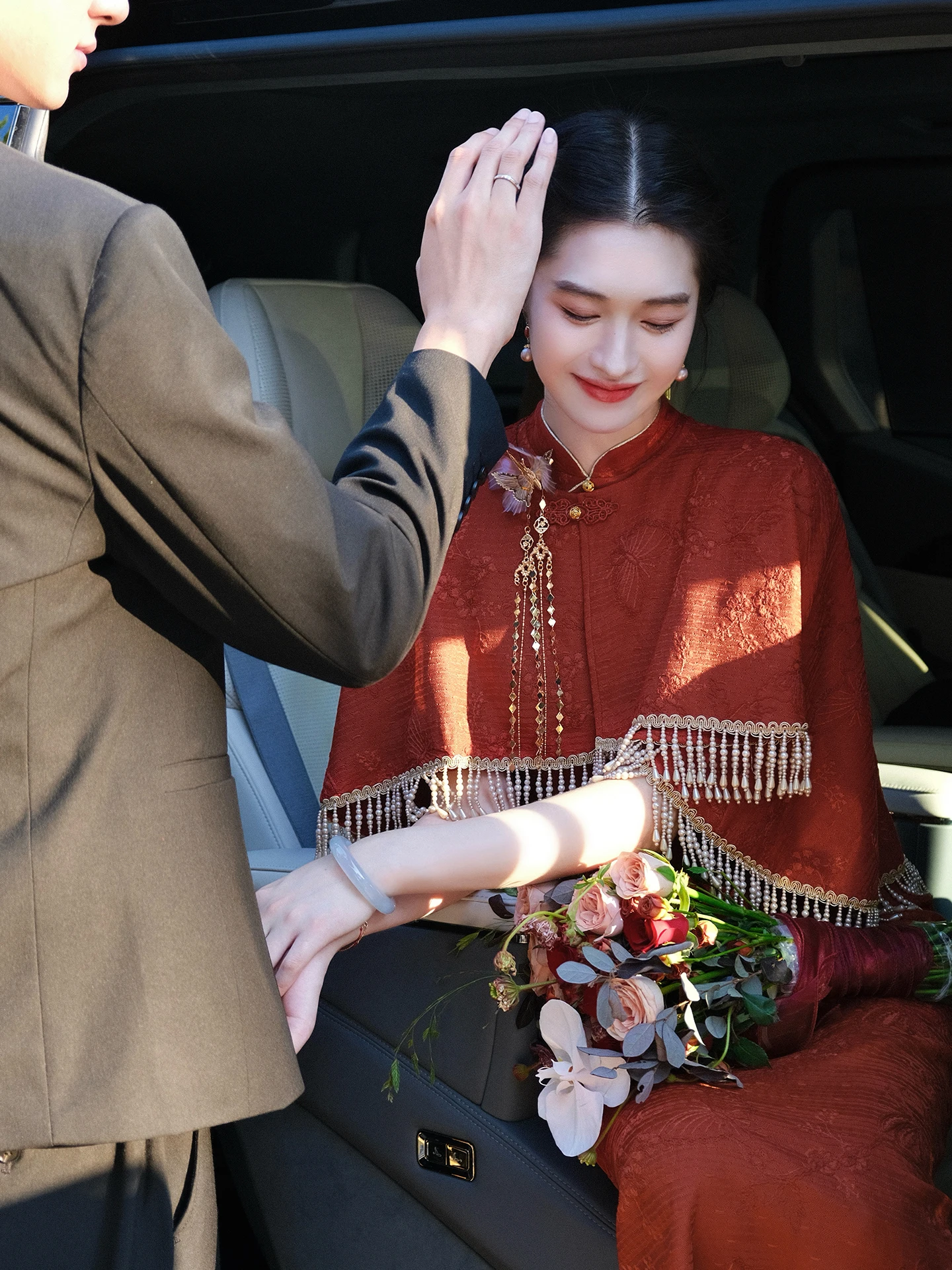 Rotes Neues Chinesisches Hochzeitskleid Dr Ling Xian Zhi He Jin Yu Liang Yuan Winter-Hochzeitskleid Dr Long Qipao für Damen