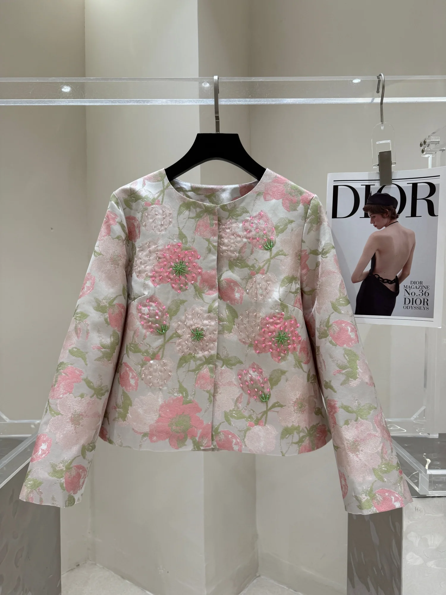 

Fashionable Short Diamond-Encrusted Heavy Embroidery Women's Jacket Spring Autumn New Arrival Luxury Feel Mom's Top Chinese S...