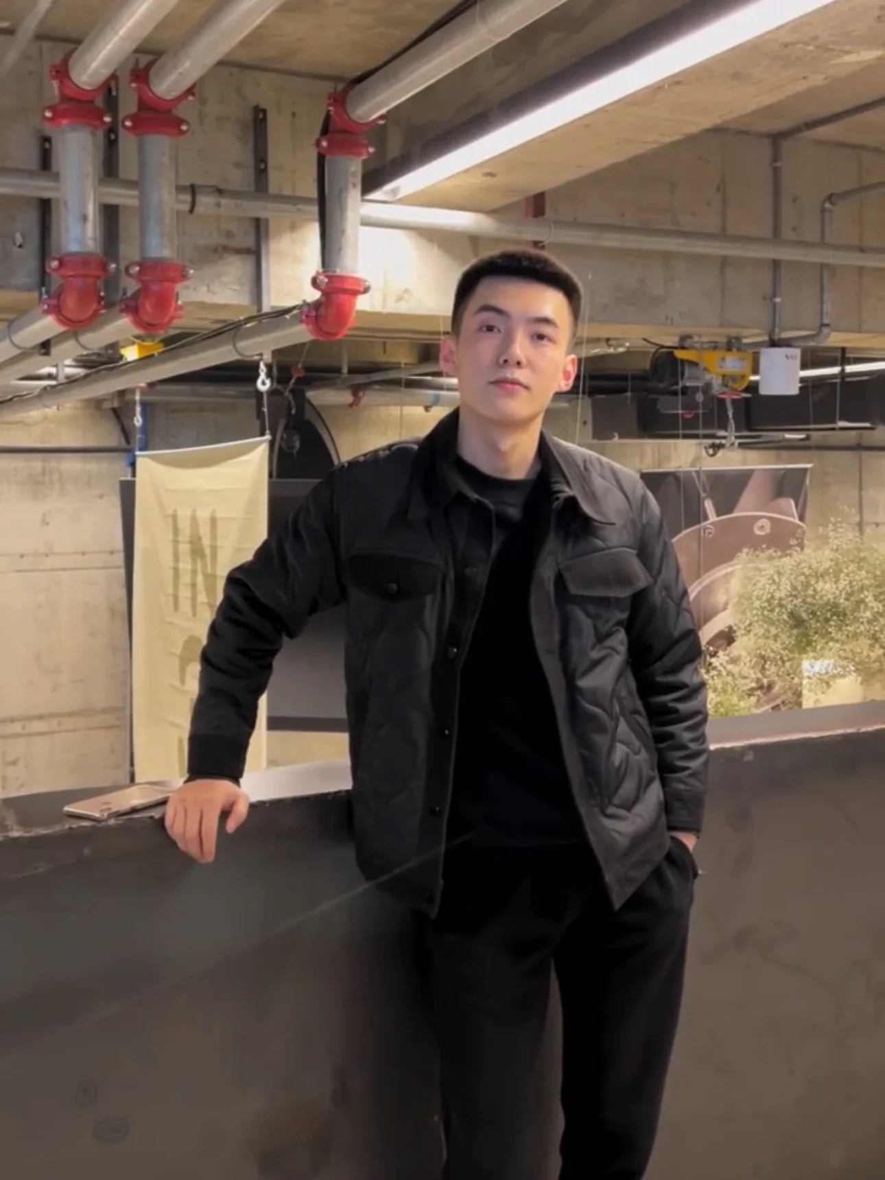 

Новая зимняя мужская хлопковая куртка с отложным воротником, утепленная, повседневная, в корейском стиле, модная