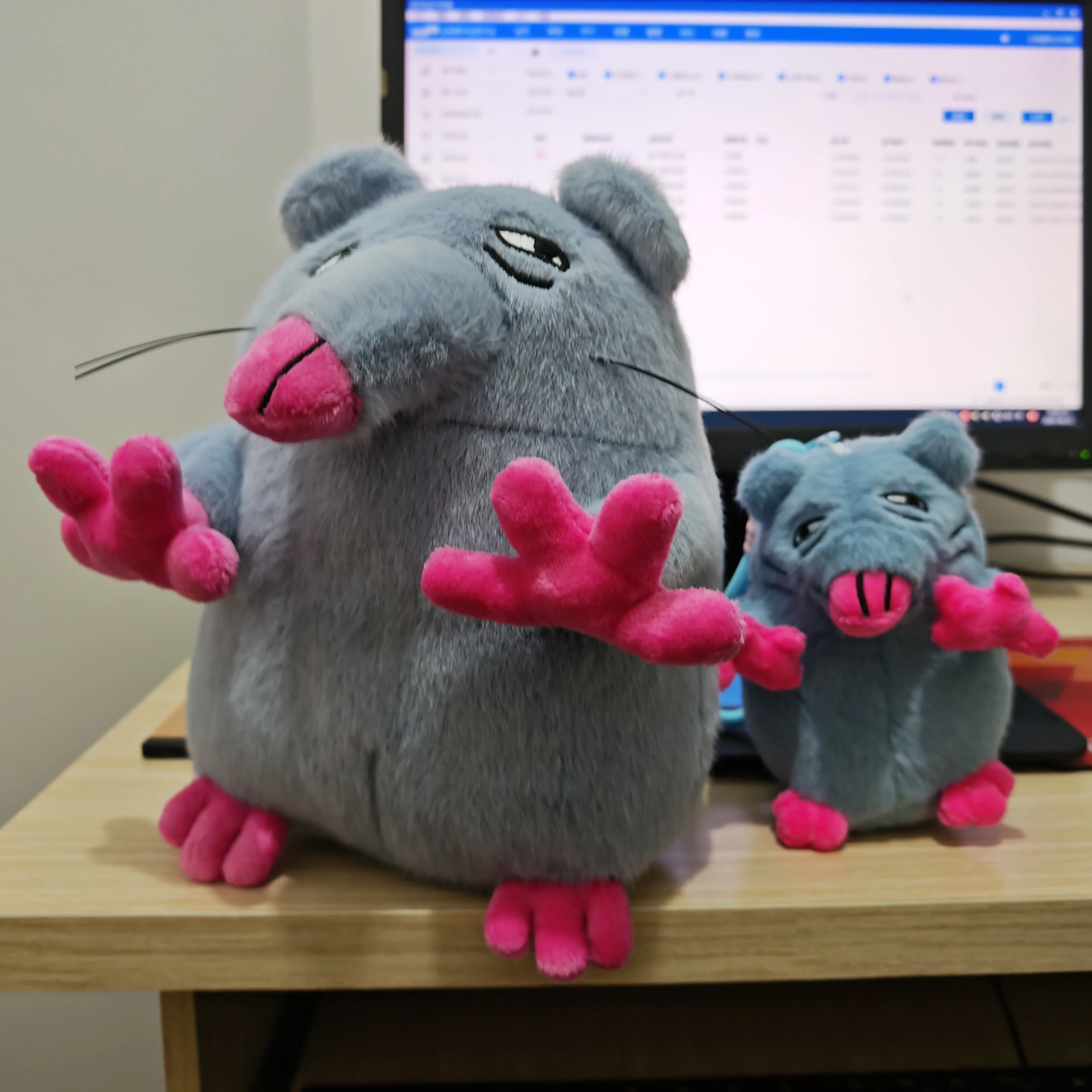 La sorellina non ha dormido ma. Pizza Tower Mouse Ornamento vocale Piccolo mouse che registra bambole Divertente scherzo creativo Regalo astratto