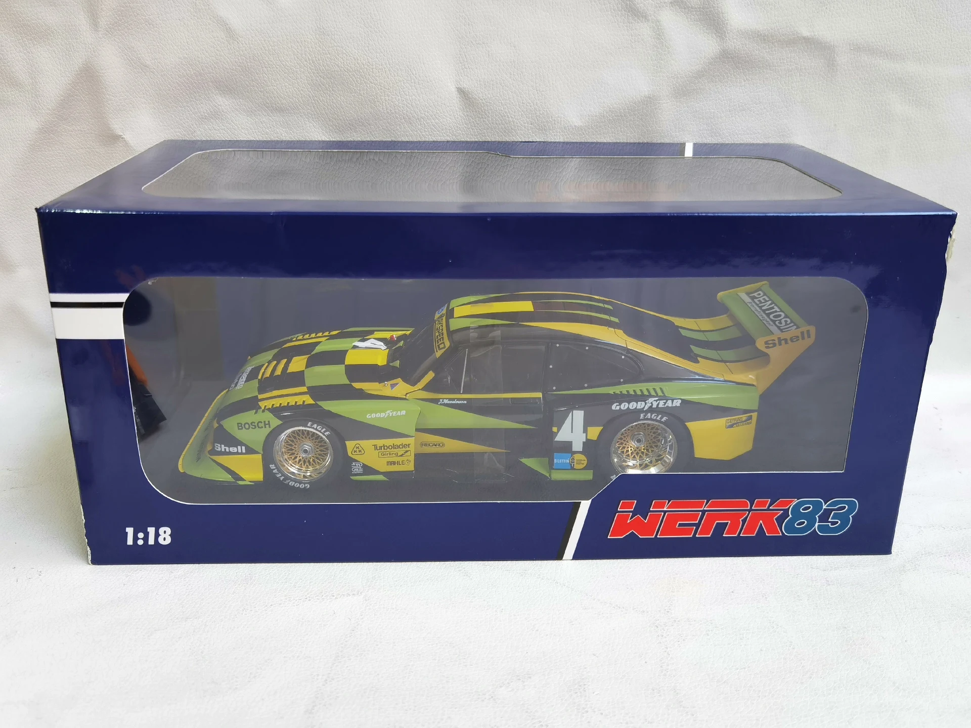 

Paint Surface Defects Diecast WERK83 1/18 Scale FORD CAPRI TURBO GRUPPE 5 #4 DRM 1980 Alloy Car Model