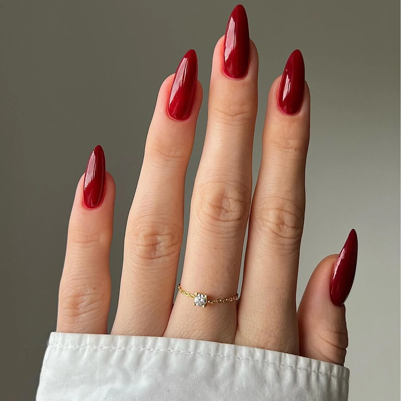 Kersenrode pers op nagels 24 stuks effen kleur draagbare nepnagels glanzende kunstmatige vinger manicure herbruikbare kunstnagels voor vrouwen