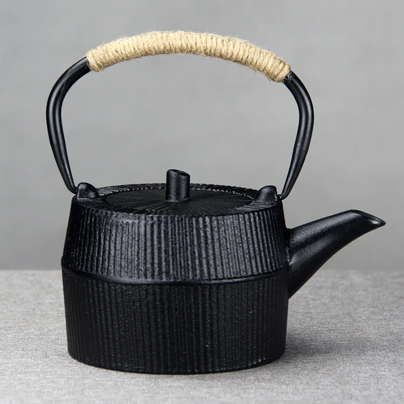 

750ML Handmade Antique Cast Iron Teapot Japanese Style Tea Kettle for Boiling Water Iron Tea Maker Home Decoration Ornament
