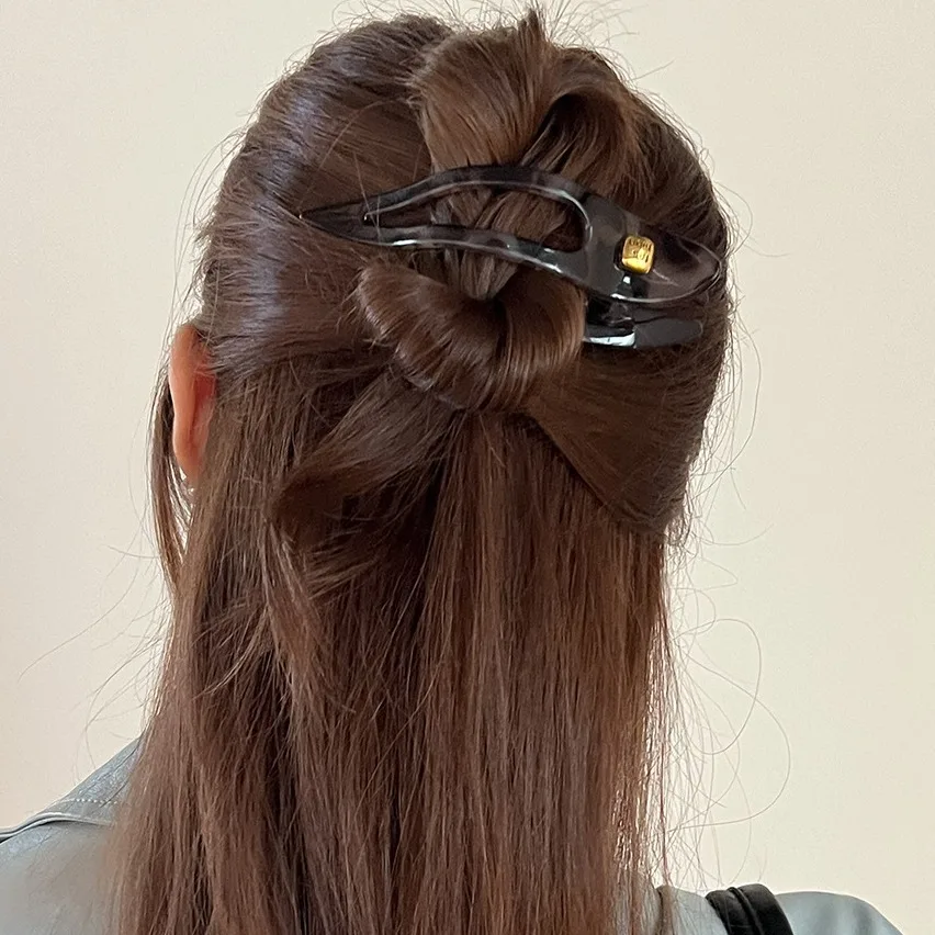 

PC Material Hair Claws Large Duckbill Clip Crush Proof Non Break Strong Grip Updo Hairstyle for Women Wholesale