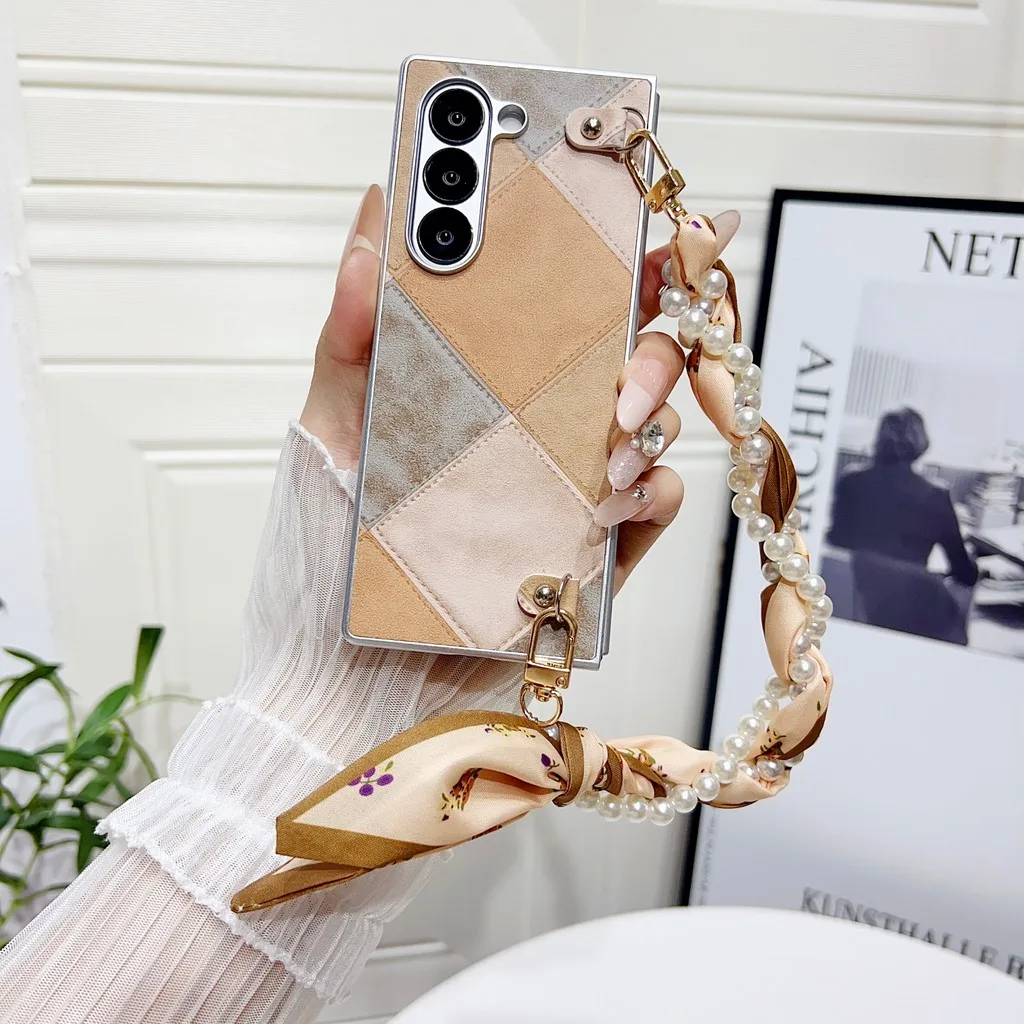 

For Samsung Galaxy Z Fold 7 6 5 4 3 Crystal Elegant Retro Color Collision Silk Pearl Strap Wrist Leather Cover For Z Fold7
