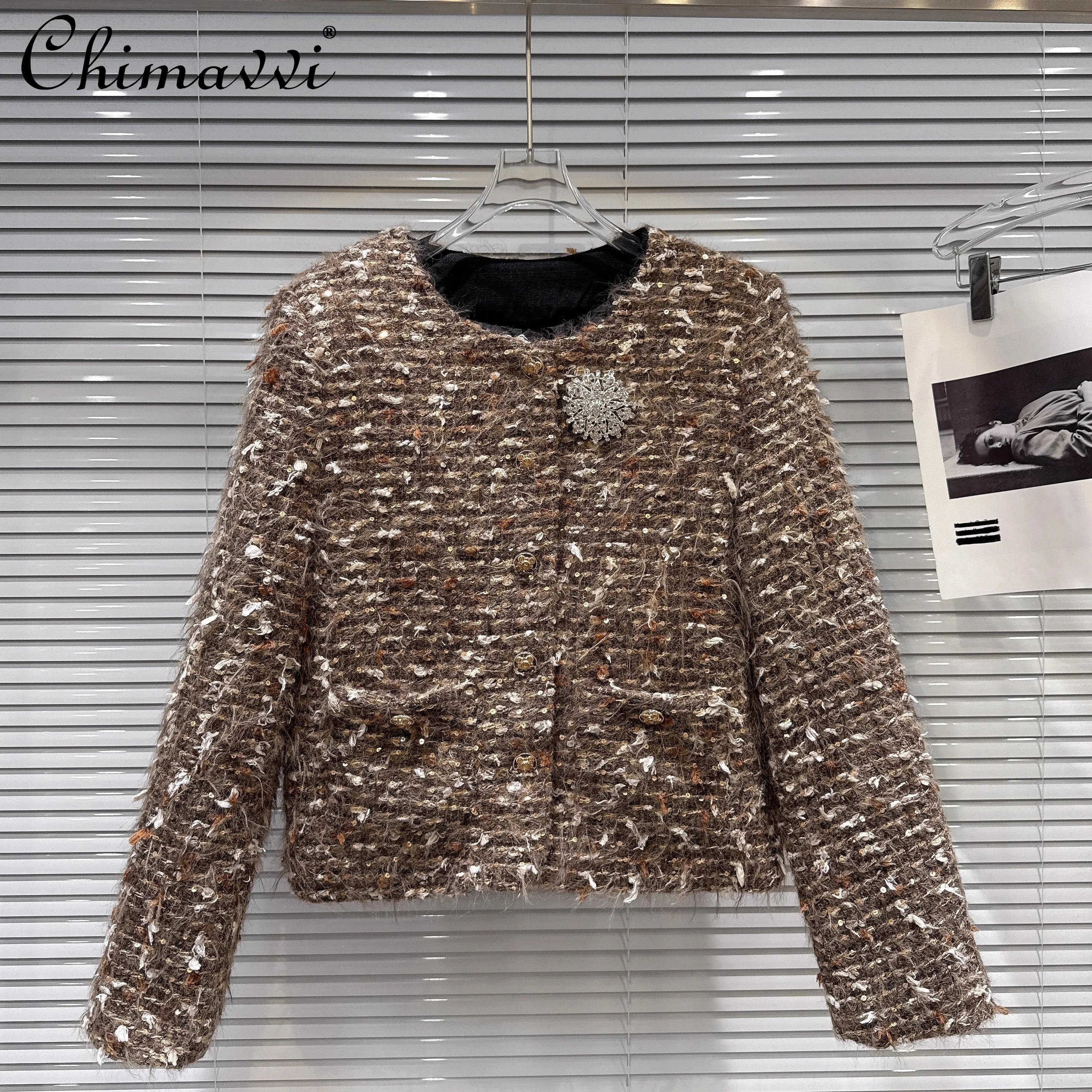 

French Style Elegant Round Neck Long Sleeve Rhinestone Brooch Single-Breasted Straight Versatile Down Short Jackets Women Winter
