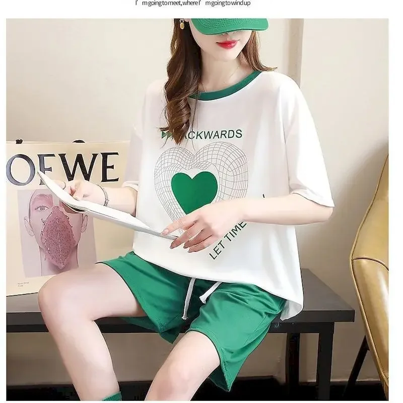 Conjuntos esportivos casuais femininos 2025 tendência de verão solto oversized t camisa e shorts moda correndo conjunto de duas peças roupas estilo coreano