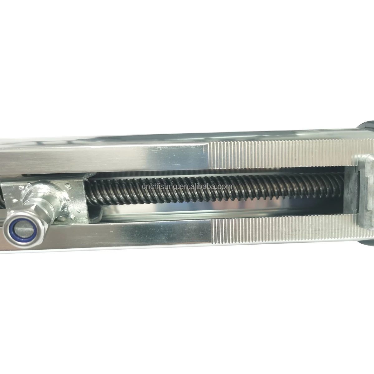 

Поддерживает солнечную панель и аккумуляторные интерфейсы. Двойной автоматический привод ворот. Двигатель постоянного тока. Линейный рычаг. Открывалка распашных ворот.