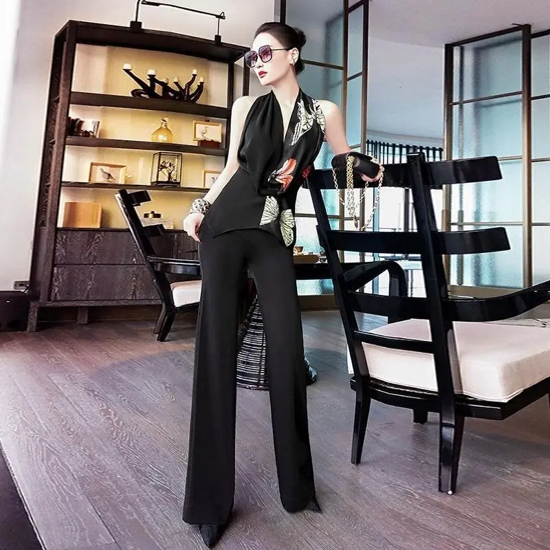 

Ladies Hit Color Sleeveless Printing Two-Piece New Hanging Neck Swing Collar Top Flared Pants Suits Stitching Women